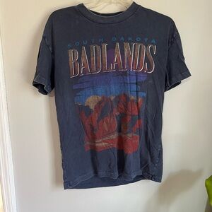 Abercrombie and Fitch Badlands South Dakota Graphic Tee size small